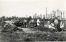 Linu atpoguļošanas  talka Alojas  "Veckalēju" mājās ap 1935.g.
